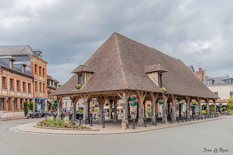 Lyons-La-Forêt marché couvert