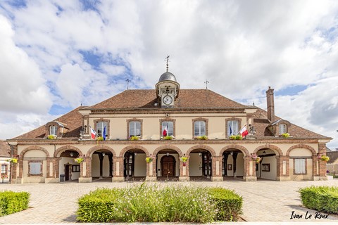 Mairie de la Ferté-Vidame (28) - 2021